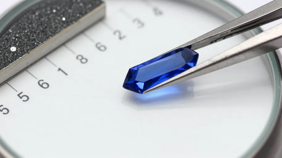 A Buyer's Guide to Can Steel Scratch Sapphire Glass?: Specs, Samples and Approval